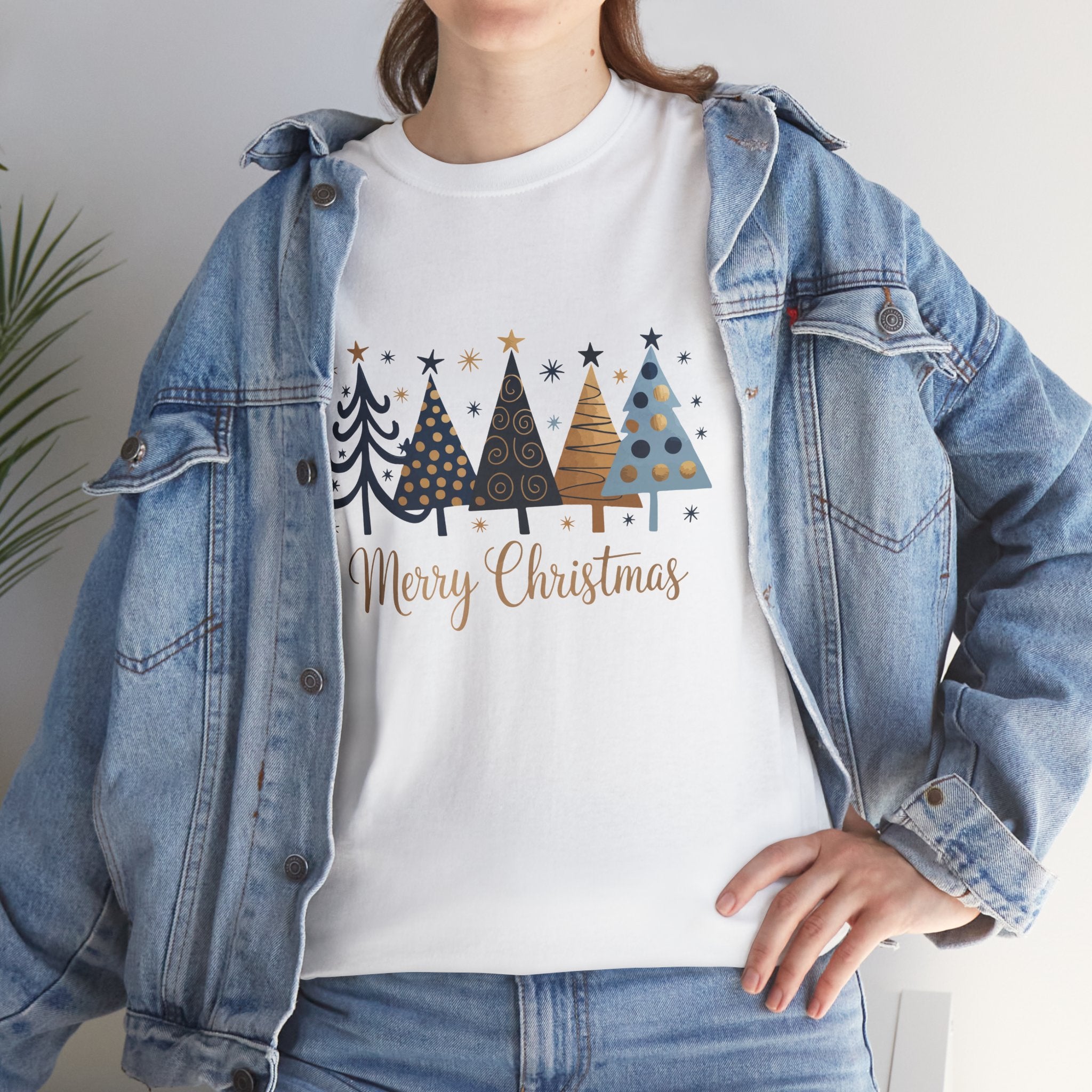 Merry Christmas Tree Shirt, Holiday Tee, Retro Winter Graphic, Christmas Gift for Her